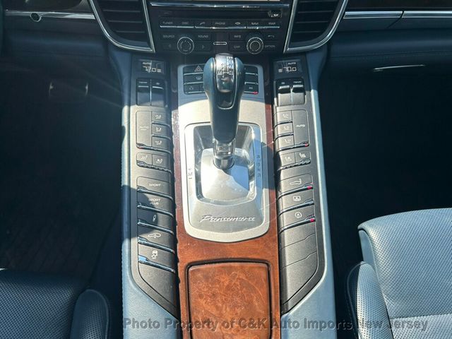 2010 Porsche Panamera Turbo,Sport Chron,20" RS Spyder,Seat Ventilation,MSRP $141,450 - 23011913 - 46