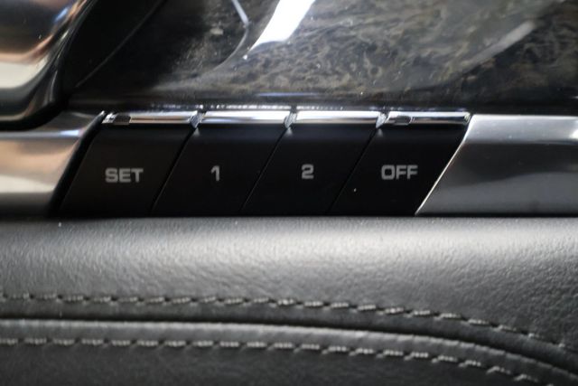 2010 Porsche Panamera TURBO, XENON LTS, SPOILER, BURMESTER, BACKUP CAM, BLUETOOTH!!! - 22937030 - 17