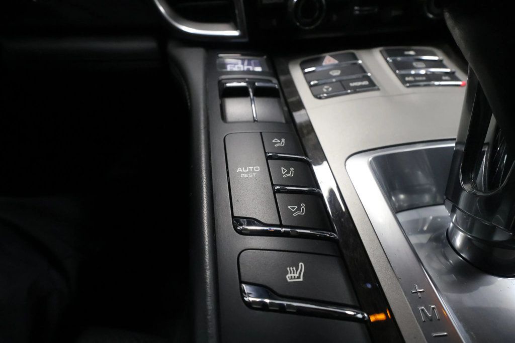 2010 Porsche Panamera TURBO, XENON LTS, SPOILER, BURMESTER, BACKUP CAM, BLUETOOTH!!! - 22937030 - 35