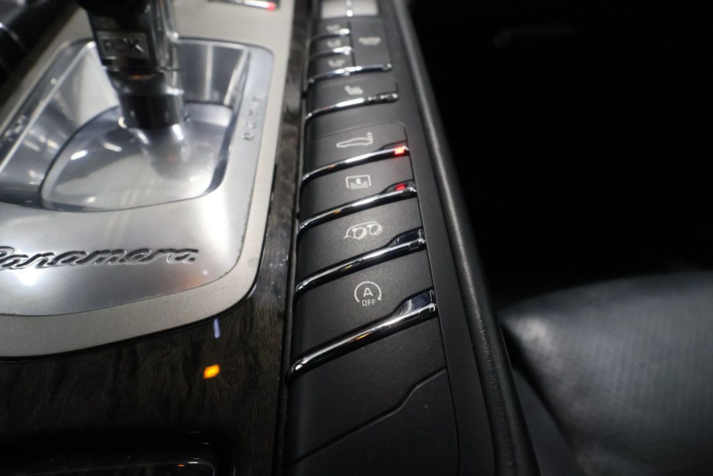2010 Porsche Panamera TURBO, XENON LTS, SPOILER, BURMESTER, BACKUP CAM, BLUETOOTH!!! - 22937030 - 36