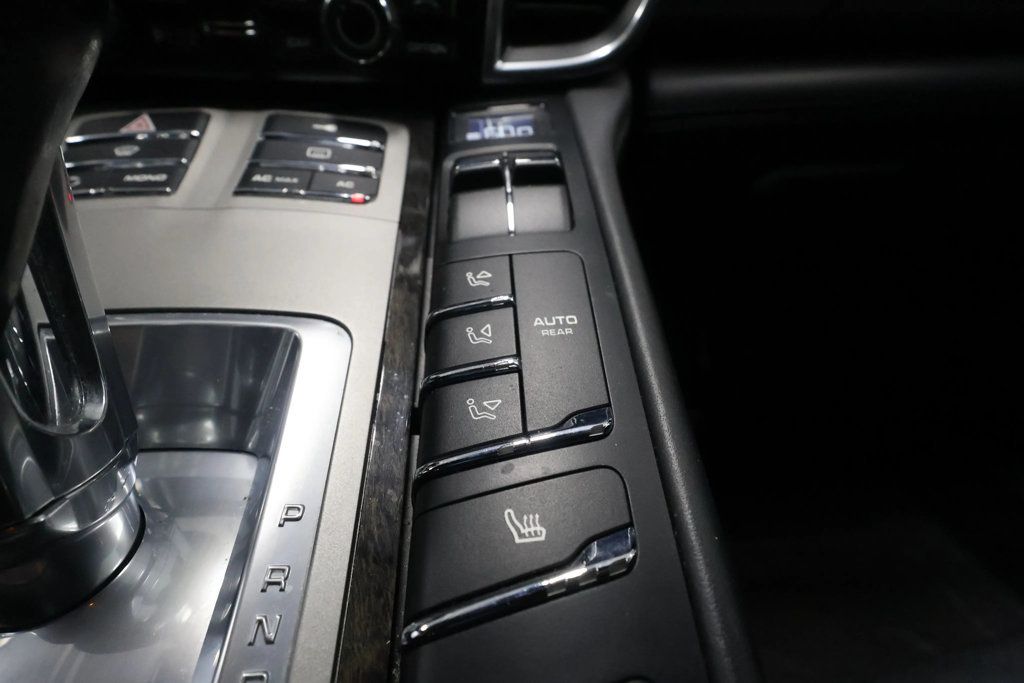 2010 Porsche Panamera TURBO, XENON LTS, SPOILER, BURMESTER, BACKUP CAM, BLUETOOTH!!! - 22937030 - 37
