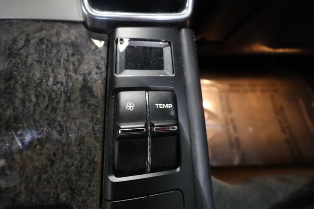 2010 Porsche Panamera TURBO, XENON LTS, SPOILER, BURMESTER, BACKUP CAM, BLUETOOTH!!! - 22937030 - 55