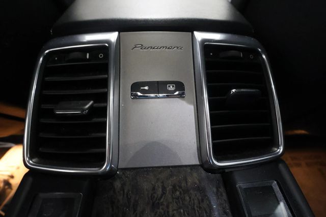 2010 Porsche Panamera TURBO, XENON LTS, SPOILER, BURMESTER, BACKUP CAM, BLUETOOTH!!! - 22937030 - 56