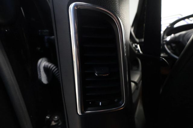 2010 Porsche Panamera TURBO, XENON LTS, SPOILER, BURMESTER, BACKUP CAM, BLUETOOTH!!! - 22937030 - 60