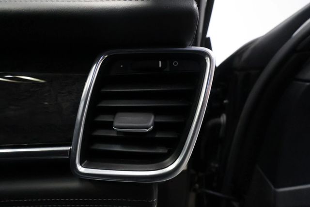 2010 Porsche Panamera TURBO, XENON LTS, SPOILER, BURMESTER, BACKUP CAM, BLUETOOTH!!! - 22937030 - 76