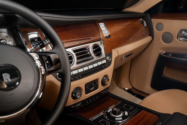 2010 Rolls-Royce Ghost 4dr Sedan - 23098444 - 11