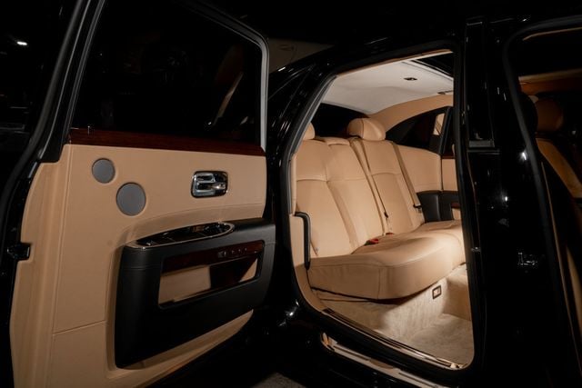 2010 Rolls-Royce Ghost 4dr Sedan - 23098444 - 24