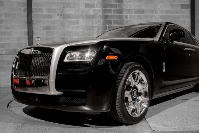 2010 Rolls-Royce Ghost 4dr Sedan - 23098444 - 45
