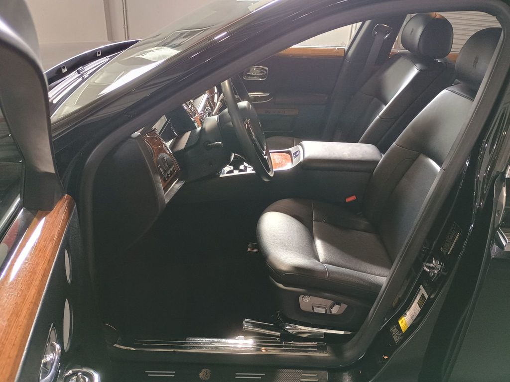 2010 Rolls-Royce Ghost 4dr Sedan Clean Carfax Florida Car - 23043053 - 13