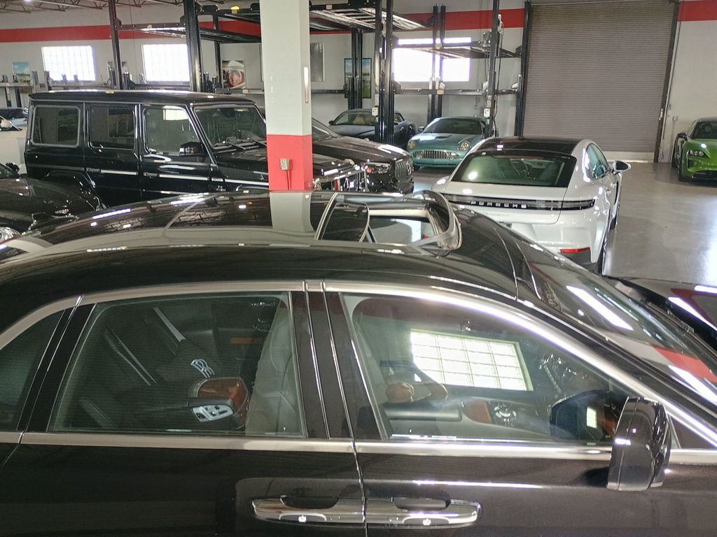 2010 Rolls-Royce Ghost 4dr Sedan Clean Carfax Florida Car - 23043053 - 35