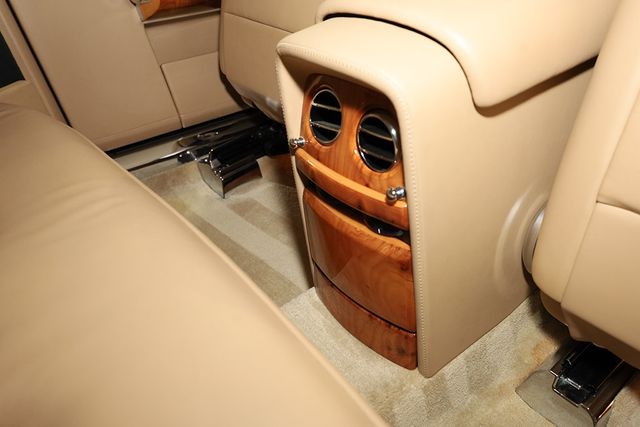 2010 Rolls-Royce Phantom Coupe 2dr Coupe - 23022670 - 21