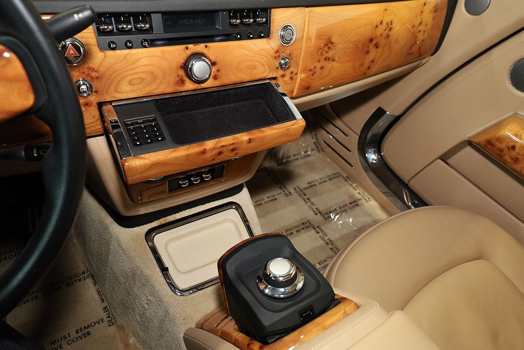 2010 Rolls-Royce Phantom Coupe 2dr Coupe - 23022670 - 27