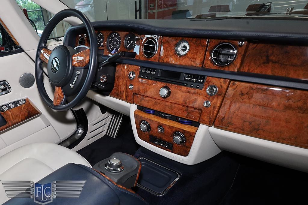 2010 Rolls-Royce Phantom Coupe 2dr Coupe - 23032894 - 24