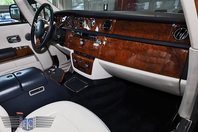 2010 Rolls-Royce Phantom Coupe 2dr Coupe - 23032894 - 26