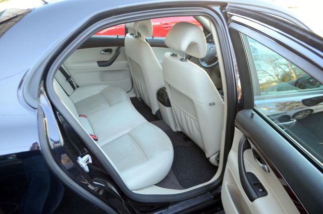 2010 Saab 9-3 local trade -  6 Speed Manual Transmission - 22557973 - 20