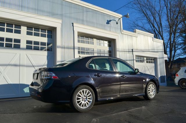 2010 Saab 9-3 local trade -  6 Speed Manual Transmission - 22557973 - 3