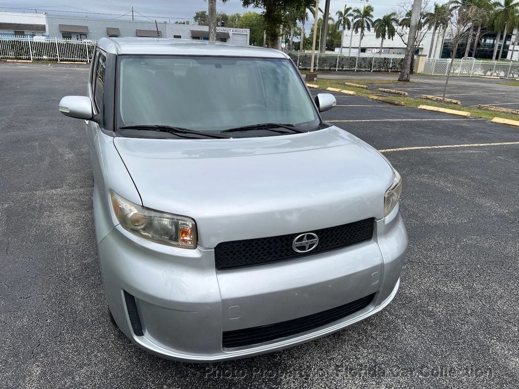 2010 Scion xB Release Series Wagon 5-Speed Manual - 22353885 - 14