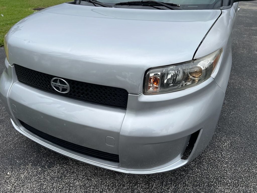 2010 Scion xB Release Series Wagon 5-Speed Manual - 22353885 - 21