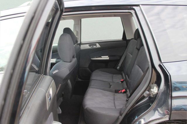 2010 Subaru Forester 2.5X Premium AWD 4dr Wagon 4A - 22983748 - 6