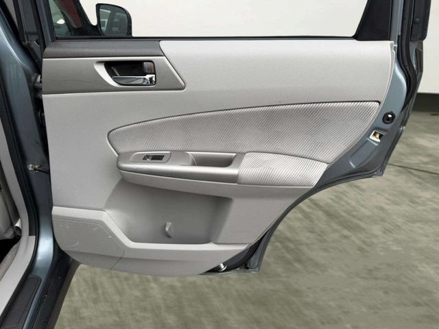 2010 Subaru Forester 2.5X Premium AWD 4dr Wagon 4A - 22965139 - 21