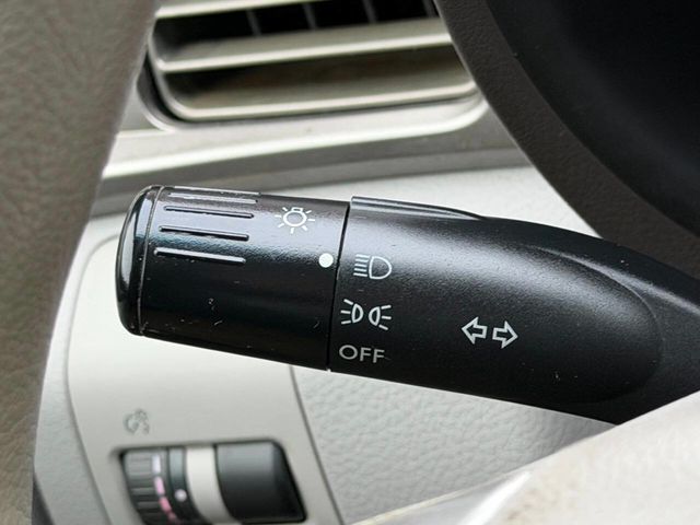 2010 Subaru Forester 2.5X Premium AWD 4dr Wagon 4A - 22965139 - 35