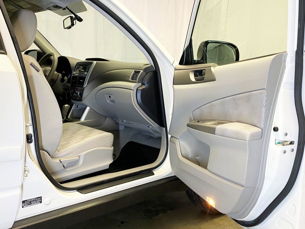 2010 Subaru Forester 2.5X photo 25