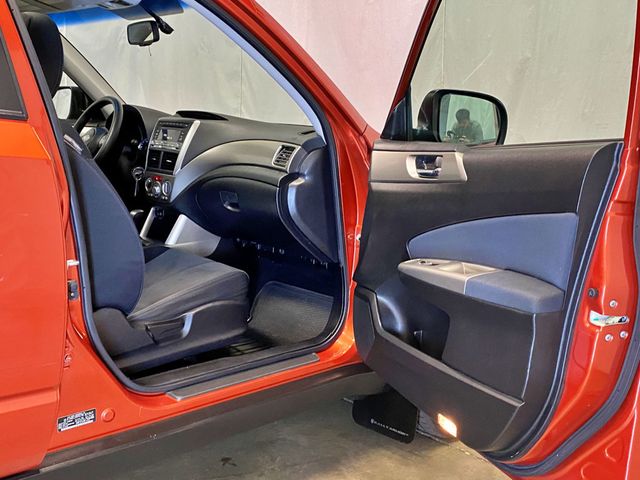 2010 Subaru Forester 4dr Automatic 2.5XT Premium - 23017580 - 33