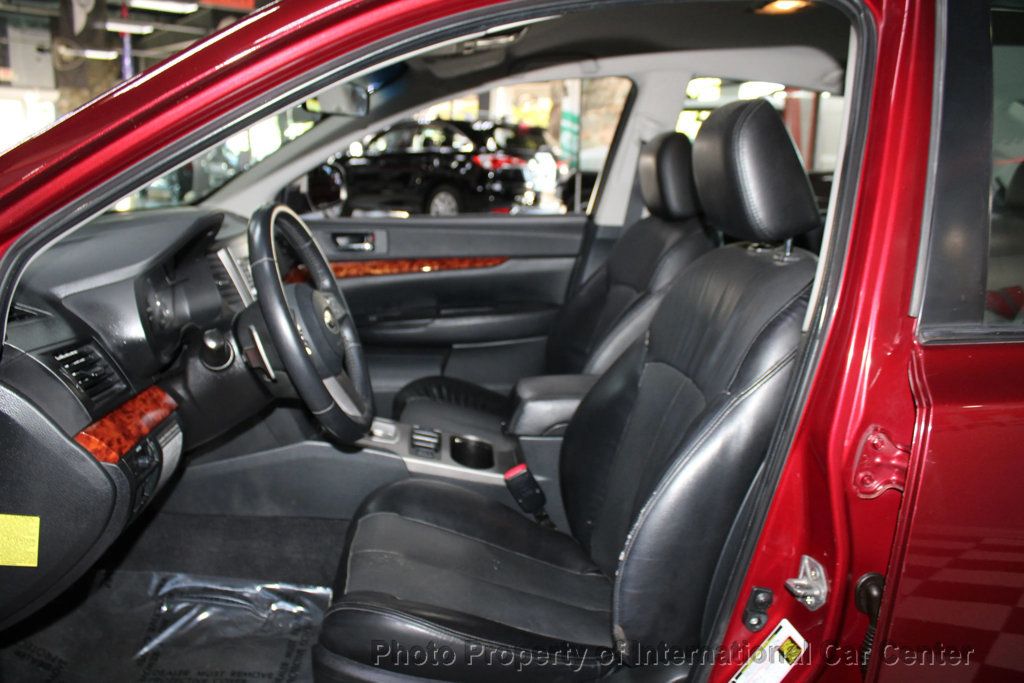 2010 Subaru Legacy 4dr Sedan H4 Automatic 2.5i Limited - 22929132 - 9