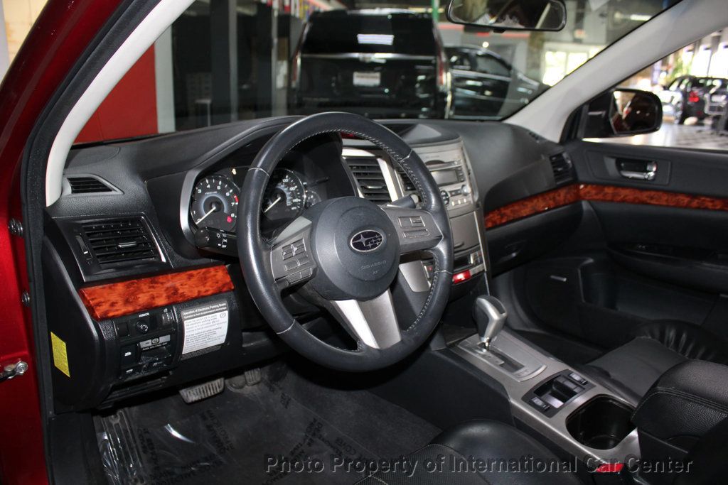 2010 Subaru Legacy 4dr Sedan H4 Automatic 2.5i Limited - 22929132 - 11