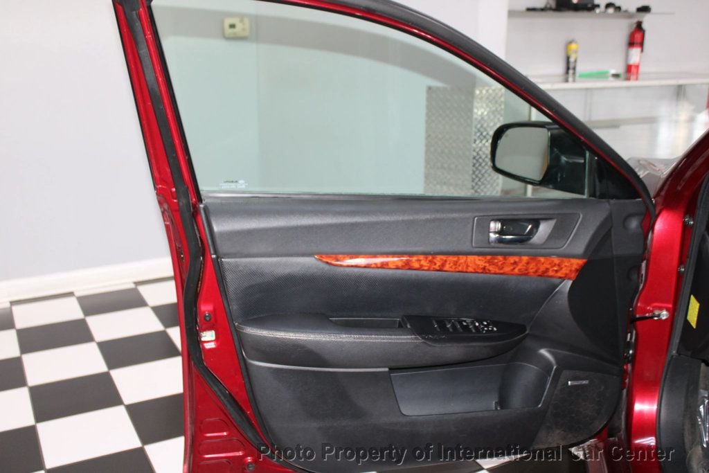 2010 Subaru Legacy 4dr Sedan H4 Automatic 2.5i Limited - 22929132 - 7