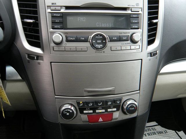 2010 Subaru Legacy 4dr Sedan H4 Automatic 2.5i Prem All-Wthr/Moon - 22822629 - 8