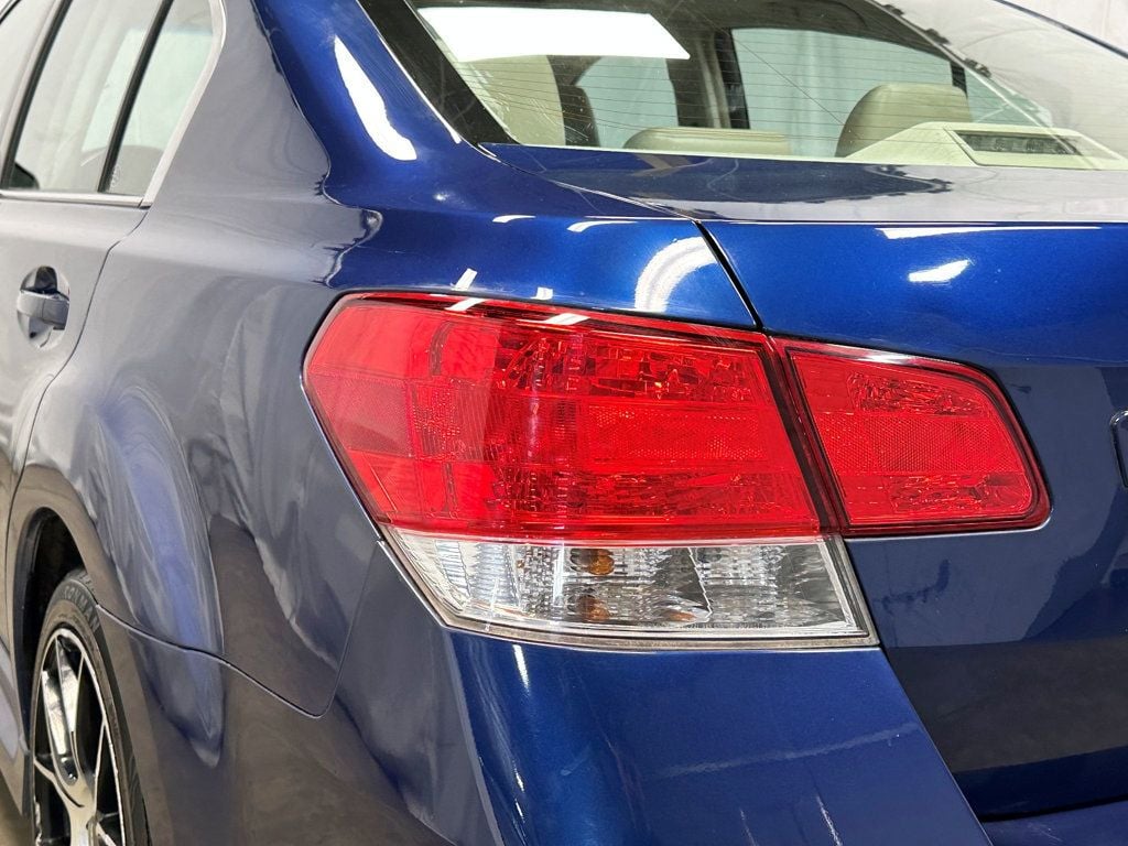 2010 Subaru Legacy 4dr Sedan H4 Manual GT Limited - 23063742 - 10