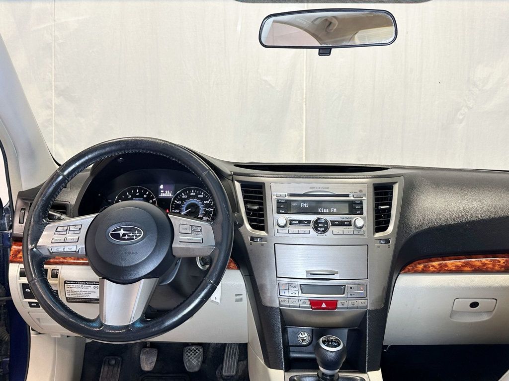 2010 Subaru Legacy 4dr Sedan H4 Manual GT Limited - 23063742 - 30