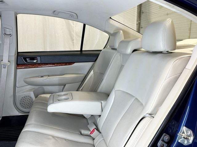 2010 Subaru Legacy 4dr Sedan H4 Manual GT Limited - 23063742 - 35