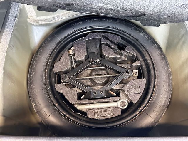 2010 Subaru Legacy 4dr Sedan H4 Manual GT Limited - 23063742 - 38