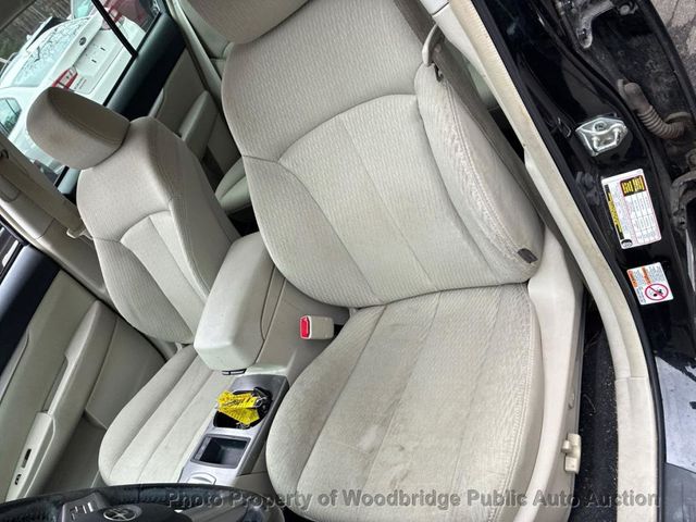 2010 Subaru Legacy Premium - 22961283 - 4