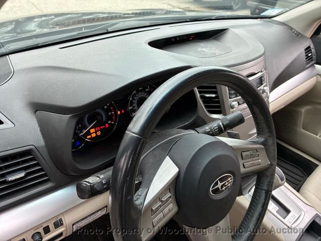 2010 Subaru Legacy Premium - 22961283 - 6
