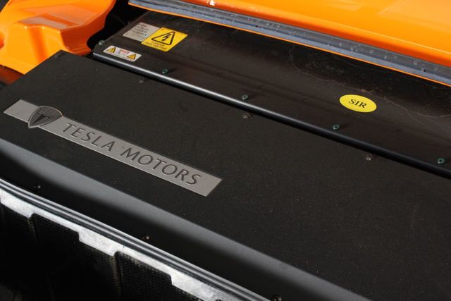 2010 Tesla Roadster 2dr Convertible - 19903885 - 9