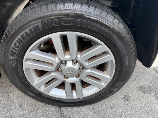 2010 Toyota 4Runner 4WD 4dr V6 Limited - 23039935 - 16