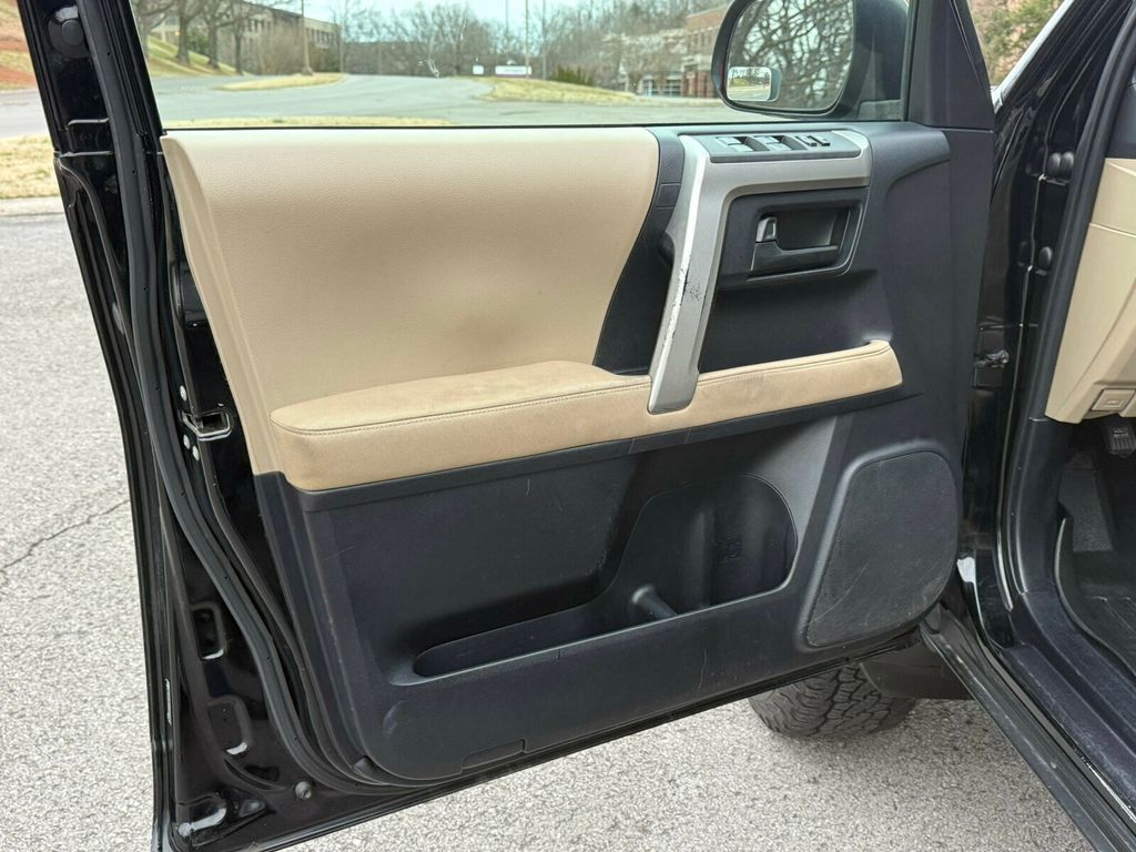 2010 Toyota 4Runner Remote Start, Leather, Apple CarPlay, Front Runner Rack, Ladder - 22986525 - 9