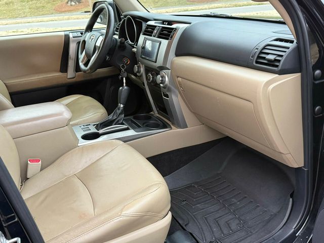 2010 Toyota 4Runner Remote Start, Leather, Apple CarPlay, Front Runner Rack, Ladder - 22986525 - 20