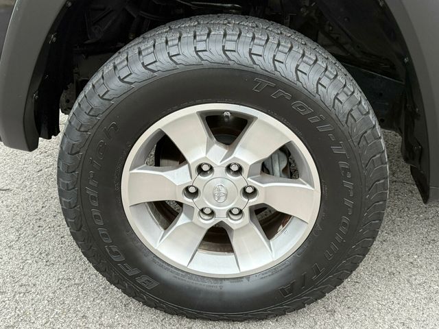 2010 Toyota 4Runner Remote Start, Leather, Apple CarPlay, Front Runner Rack, Ladder - 22986525 - 26