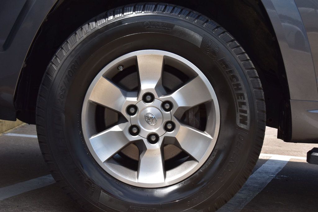 2010 Toyota 4Runner SR5 - 23049564 - 11