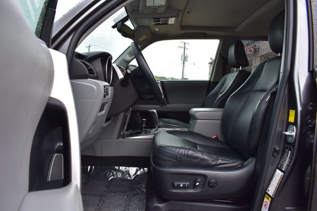 2010 Toyota 4Runner SR5 - 23049564 - 12
