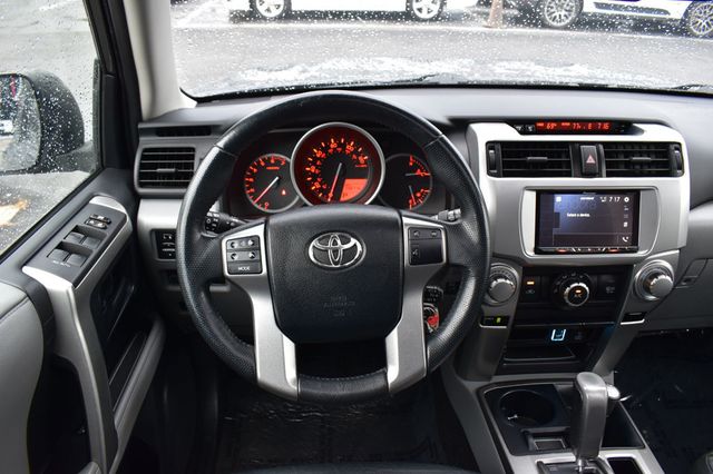 2010 Toyota 4Runner SR5 - 23049564 - 24