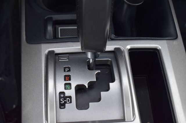 2010 Toyota 4Runner SR5 - 23049564 - 30