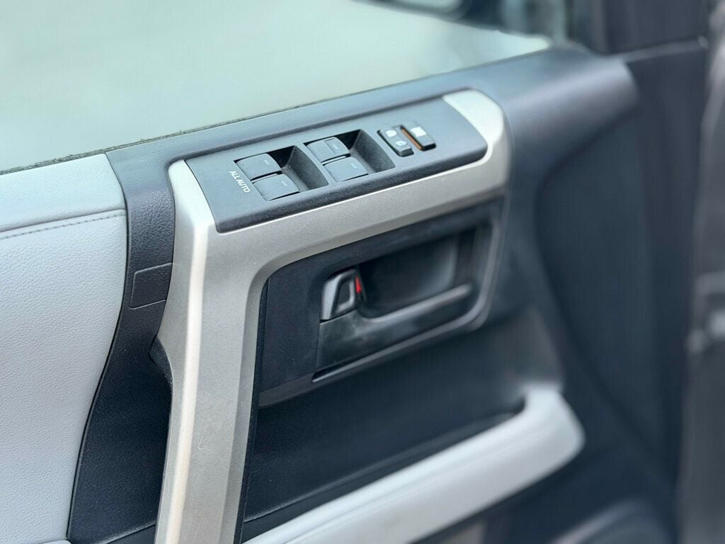 2010 Toyota 4Runner SR5  -  4 BRAND NEW TIRES - 22983558 - 11