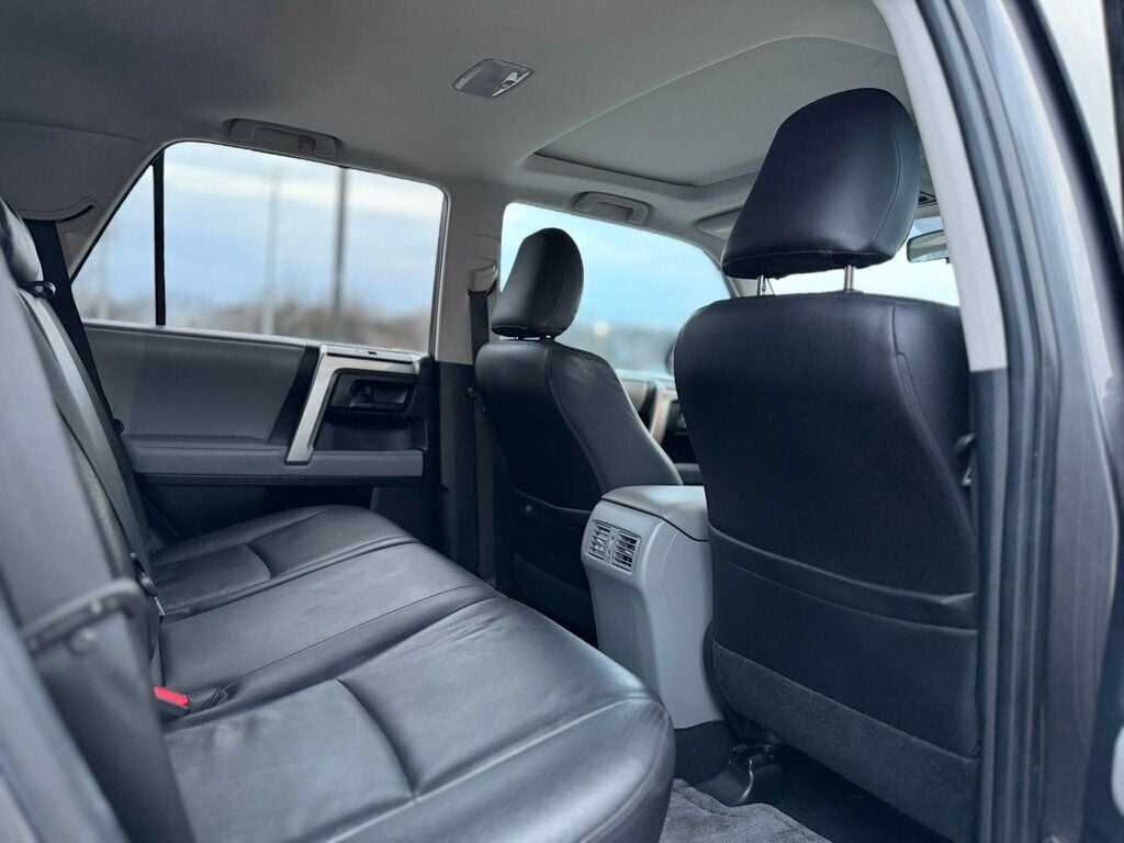 2010 Toyota 4Runner SR5  -  4 BRAND NEW TIRES - 22983558 - 21