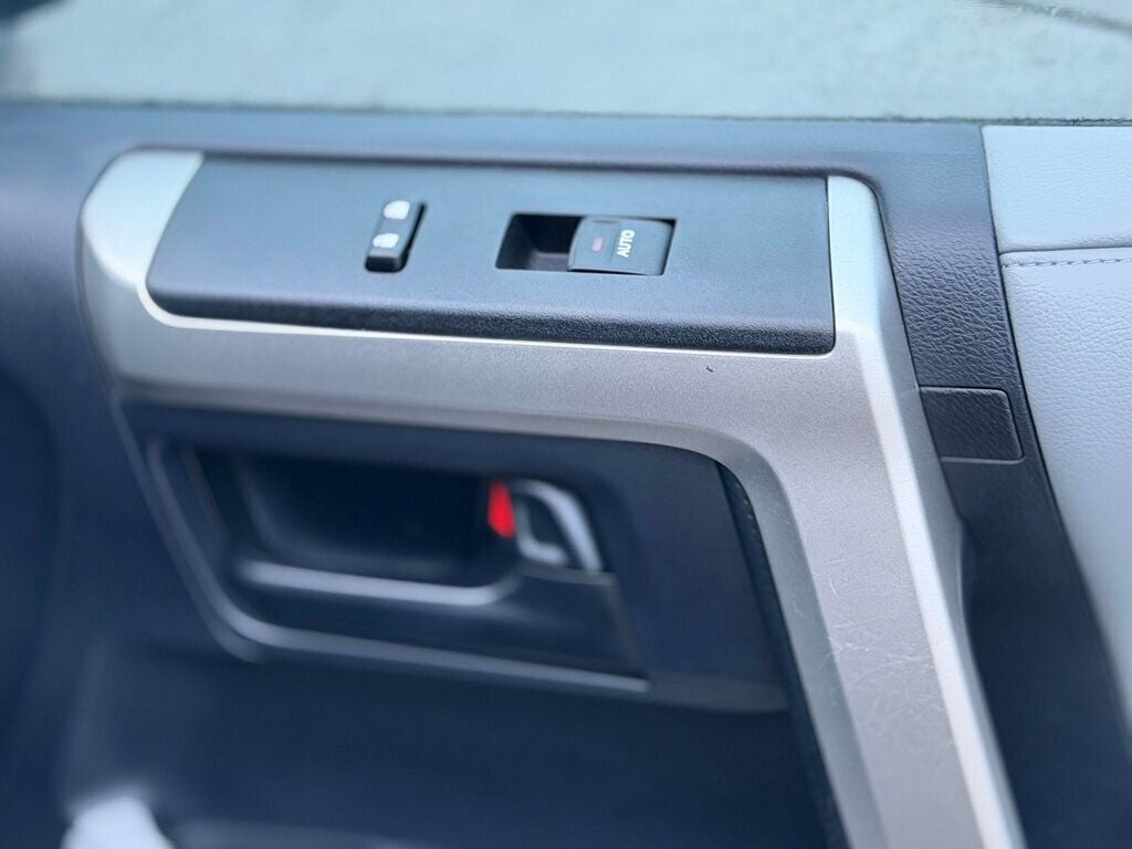 2010 Toyota 4Runner SR5  -  4 BRAND NEW TIRES - 22983558 - 40