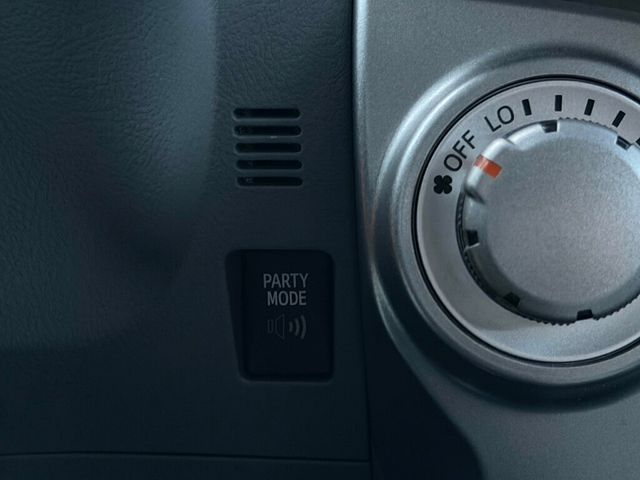 2010 Toyota 4Runner SR5  -  4 BRAND NEW TIRES - 22983558 - 46